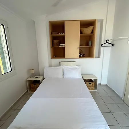 Apartment Atelie γιούλη *