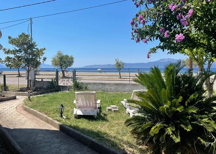 Apartment Atelie γιούλη *